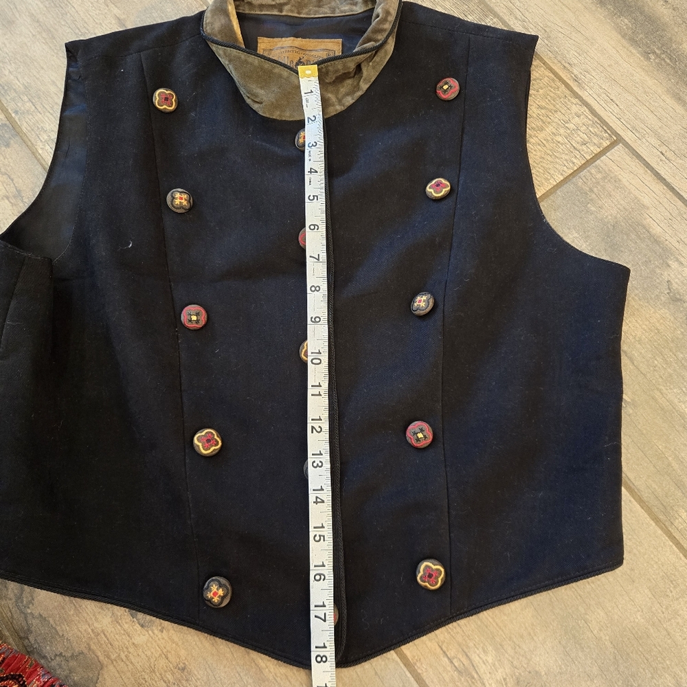 Saddle Ridge Womens Vest/Skirt Set - Picture 9 of 12